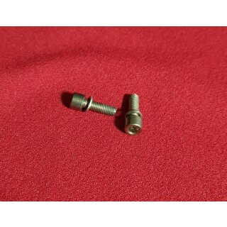 Titanium M5 Flaschenhalter Schrauben, inkl. Unterlegscheiben, Paar