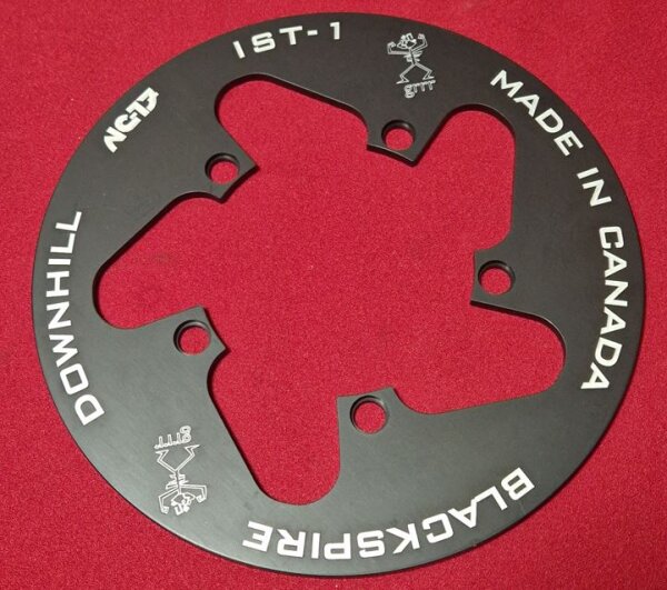 Blackspire Alu CNC Rockring, 94mm Lochkreis, 210mm Durchmesser, für 46/48 Zähne Kettenblatt, schwarz, NEU