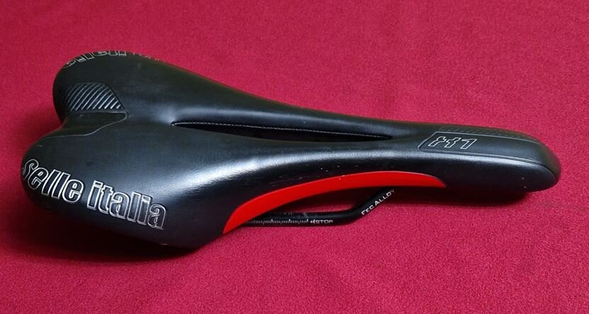 fahrradständer hinterrad LIUZHUJ Hinterrad, Höhenverstellbar Hinterbauständer, 24-29 Zoll Radständer, rutschfest Fahrradständer Seitenständer, für Mountainbikes, E-Bikes, Citybikes Sport & Freizeit 0826_Acc-Coupon_10 HENMI Fahrradhandschuhe Winter Herren Model:BK6S-S866-Runder Anschlussstecker