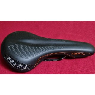 Selle Italia Nepal Large Sattel, schwarz, NEU