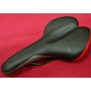 KTM Sattel, schwarz/rot, aus Neurad