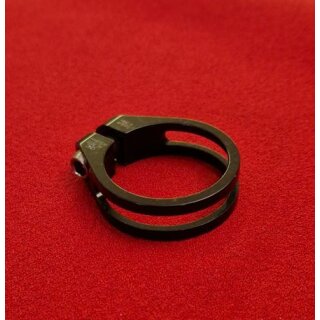 Alu CNC Sattelstützenklemme inkl. Schraube, superleicht, schwarz, 31,8mm, NEU