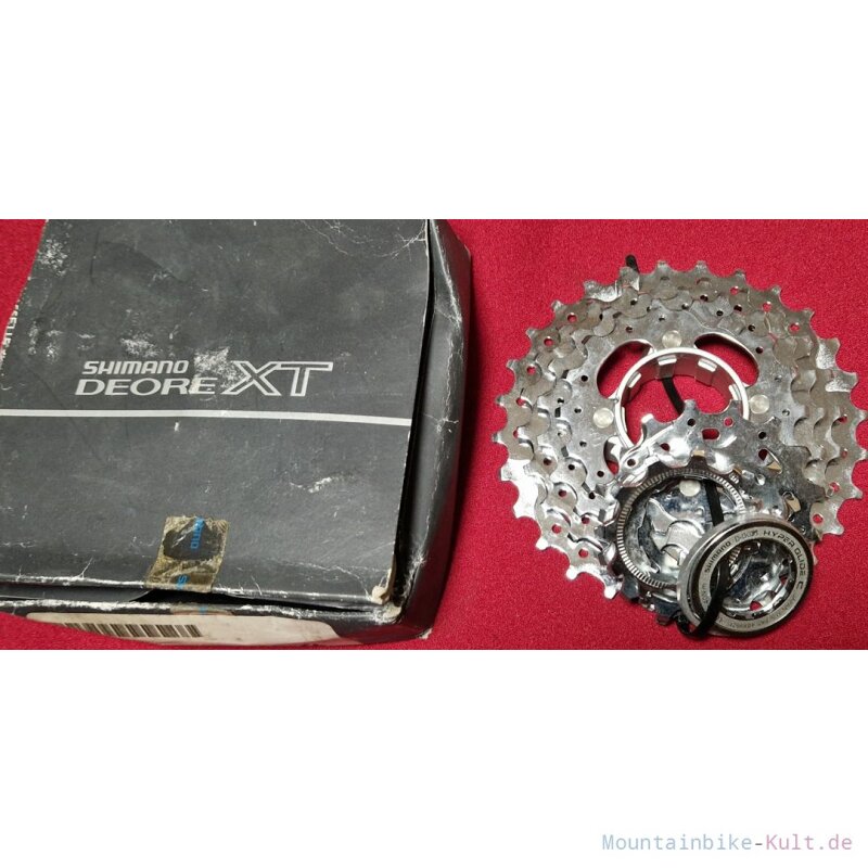 Shimano Deore XT CS-M737 Kassette, 8-fach, 11-28, NEU in