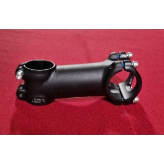 Zoom MTB Vorbau, 1 1/8" Ahead, 90mm, 31,8mm Lenkerklemmung, 7°, schwarz, nur 132g, NEU