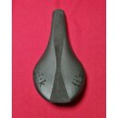 Fizik Tundra K:ium Sattel, handmade in Italy, schwarz, NEU