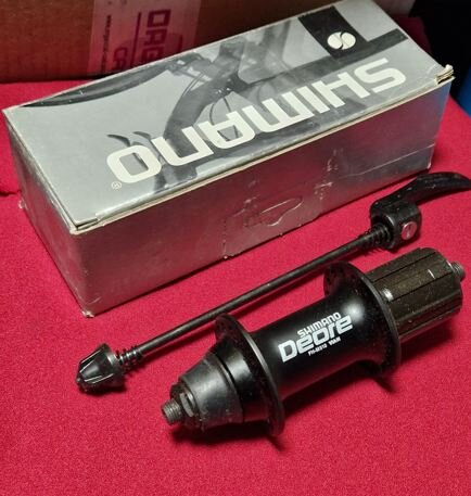 Shimano Deore FH-M510 Hinterradnabe, schwarz, 32L, 9-fach, inkl. Schnellspanner, NEU