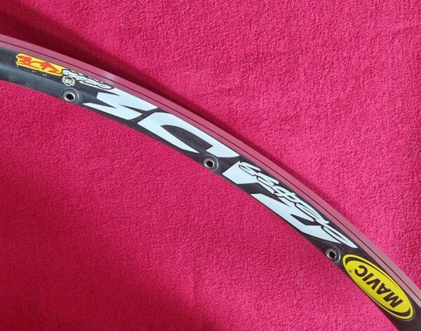 Mavic Crossride UB Felge, 26", 559 x 17, schwarz, 20 Loch, NEU