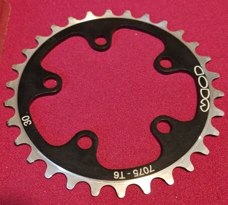 Coda MTB Alu Kettenblatt, 74mm Lochkreis, 30 Zähne, schwarz, NEU