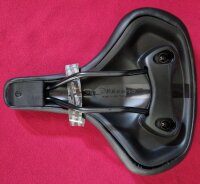 Selle Bassano Leggera Sattel, made in Italy, schwarz, NEU