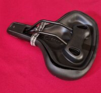Selle Bassano Leggera Sattel, made in Italy, schwarz, NEU