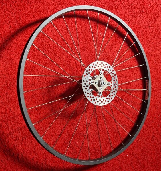 Vorderrad aus Ritchey Vantage Comp Felge mit Edco/Formula Disc-Nabe und 4-Loch Bremsscheibe, 26", NEU