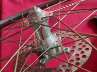 Vorderrad aus Ritchey Vantage Comp Felge mit Edco/Formula Disc-Nabe und 4-Loch Bremsscheibe, 26", NEU