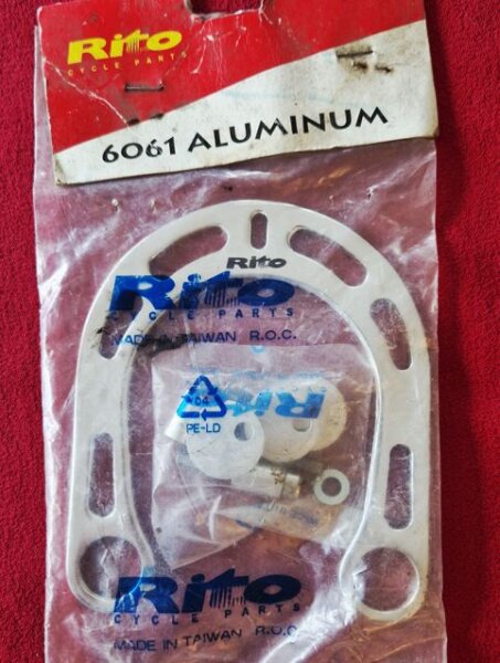 Rito Alu Brakebooster, inkl. Schrauben, silber, NEU