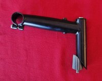 Tioga T-Bone Avenger Vorbau, 1 1/8", 145mm, 10°, mit integrierter Zugführung, schwarz, NEU