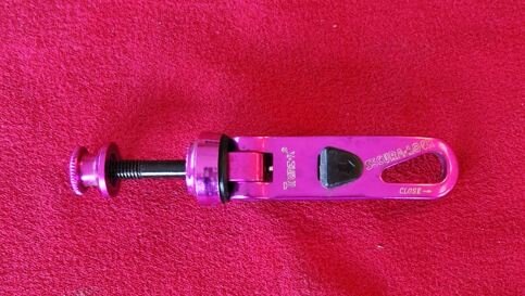 Tranz-X Secure Lock Sattelstützenschnellspanner, 6mm, purple, NEU