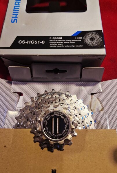 Shimano CS-HG51-8 HG Kassette, 8-fach, 11-30 Zähne, NEU