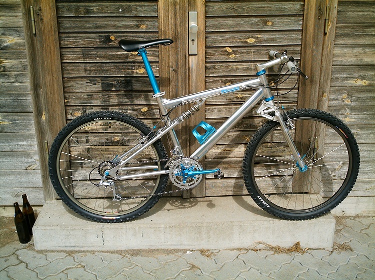 AMP B-3 Mountainbike