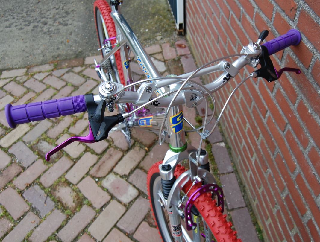 NC-17 Downhill Lenker